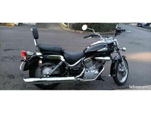 125 SUZUKI INTRUDER