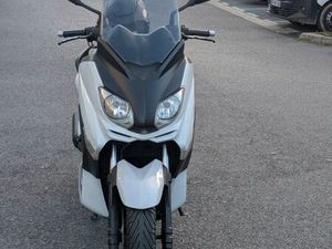 SCOOTER YAMAHA X-MAX 250