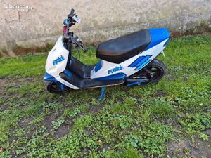 SCOOTER MALAGUTI PHANTOME F12