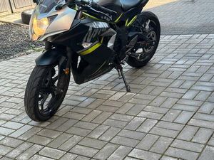 KAWASAKI NINJA 125