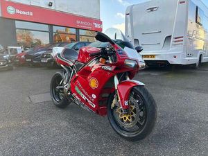 DUCATI 996