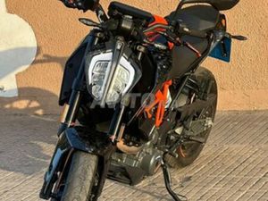 KTM DUKE 390