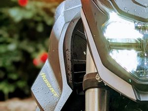 HONDA HORNET CB750A →