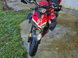 DUCATI STREETFIGHTER V2 - 2023