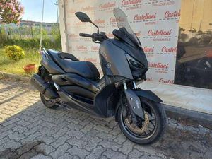 YAMAHA X-MAX 300 YAMAHA X-MAX 300 ANNO 2022 KM 60.250 NERO