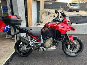 MULTISTRADA V4