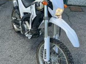 MOTO WR 250R