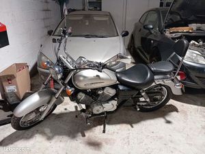 ÉCHANGE MOTO HONDA SHADOW125 CC CONTRE CAMPING CAR