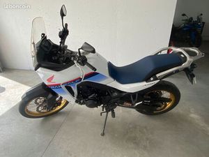HONDA TRANSALP 750