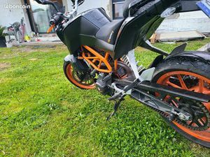 KTM 390 DUKE