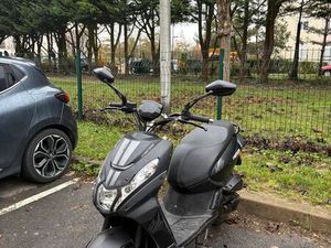 SCOOTER 50 CC STREETZONE