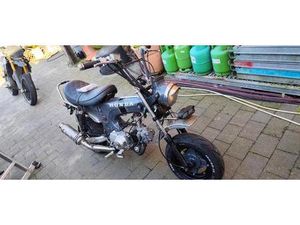 ② HONDA DAX ZHENHUA A KLASSE