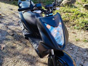 SCOOTER KYMCO 50 CC 4T NACKED ENTIÈREMENT D ORIGINE