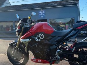 VENDS SUZUKI 750 GSR YOSHIMURA 2012