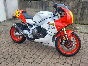 ② YAMAHA XSR 900 GP