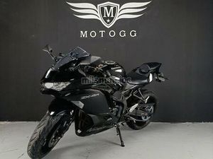 KAWASAKI - ZX 4R