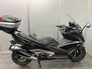 KYMCO - AK 550