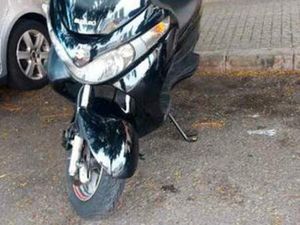 SUZUKI - BURGMAN 125