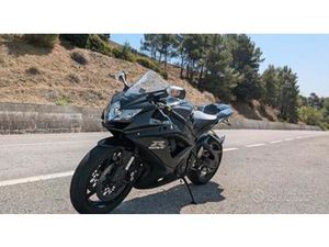 SUZUKI GSX R 750 - 2009