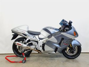 SUZUKI GSX-1300RR HAYABUSA