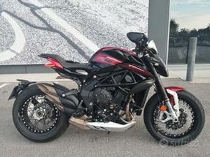 MV AGUSTA DRAGSTER 800 RR SCS