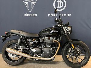 TRIUMPH STREET TWIN 900 INKL. ZUBEHÖR!
