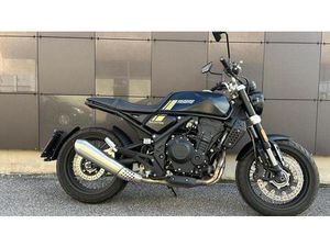 VENDO BRIXTON MOTORCYCLES CROSSFIRE 500 X (2021 - 25) USATA A LIVORNO (CODICE 9898475) - MOTO.IT