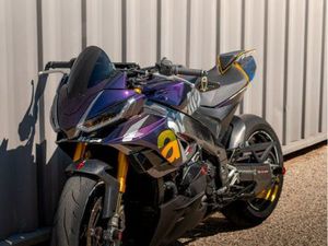 APRILIA TUONO V4 FACTORY ( GARANTIE 2 ANS)