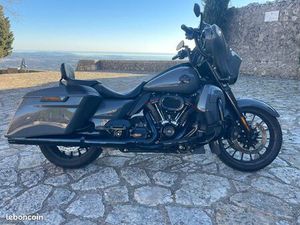 HARLEY CVO