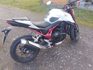 HONDA HORNET 750