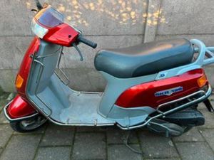 PIAGGIO SKR 125CC 2TAKT (PIAGGIO SKIPPER 125CC 2T) — SCOOTERS | PIAGGIO — MARKTPLAATS