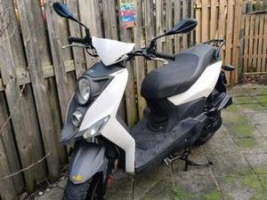 SYM CROX BIJ 2017 GELOPEN 10 KM — SCOOTERS | SYM — MARKTPLAATS