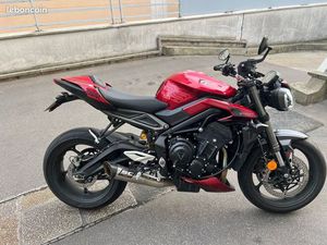 STREET TRIPLE 765 RS