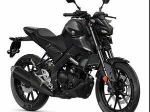 MOTO YAMAHA MT 125 BLACK