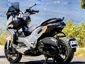 SCOOTER PEUGEOT 400 XP GT GRIS