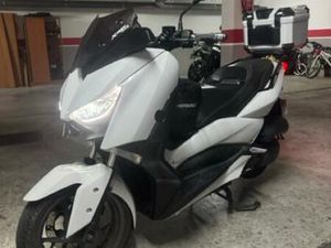 YAMAHA - XMAX 125