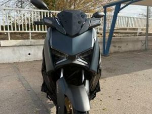 YAMAHA - XMAX 300 TECH MAX