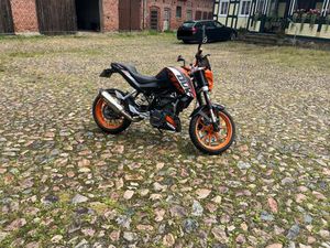 KTM DUKE 125