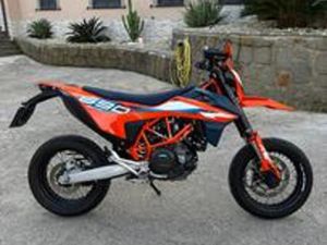 KTM 690 SMC R 2023