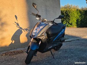 SCOOTER 50CM3 KYMCO AGILITY NAKED RENOUVO