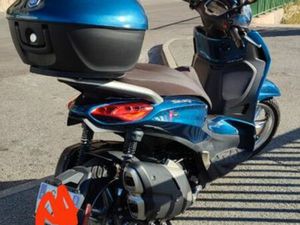 VENDS PIAGGIO BEVERLY 400