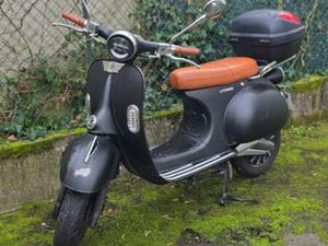 SCOOTER ÉLECTRIQUE À VENDRE