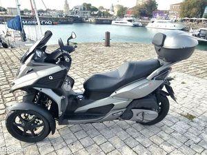 SCOOTER 3 ROUES QUADRO 350S
