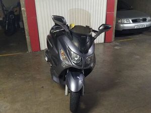 SYM GTS 125 EVO