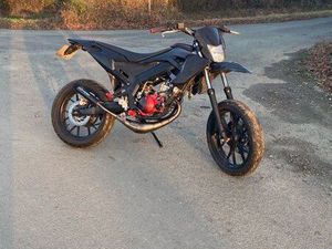 MOTO DERBI 50 CC ECHANGE POSSIBLE