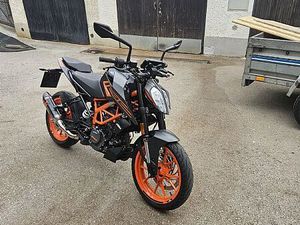 KTM DUKE 125