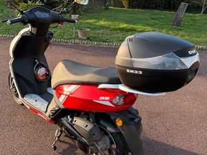 A VENDRE SCOOTER KISBEE MOTUL PEUGEOT