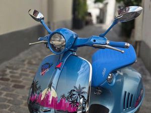VESPA 946 - PIECE UNIQUE