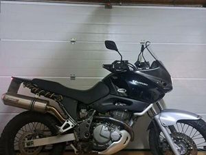 ② SUZUKI FREEWIND XF650