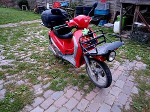 ② PIAGGIO LIBERTY 50 CC KL B MET PAPIEREN RIJD PERFECT